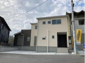 【平群町椿井　新築一戸建て　】外観写真