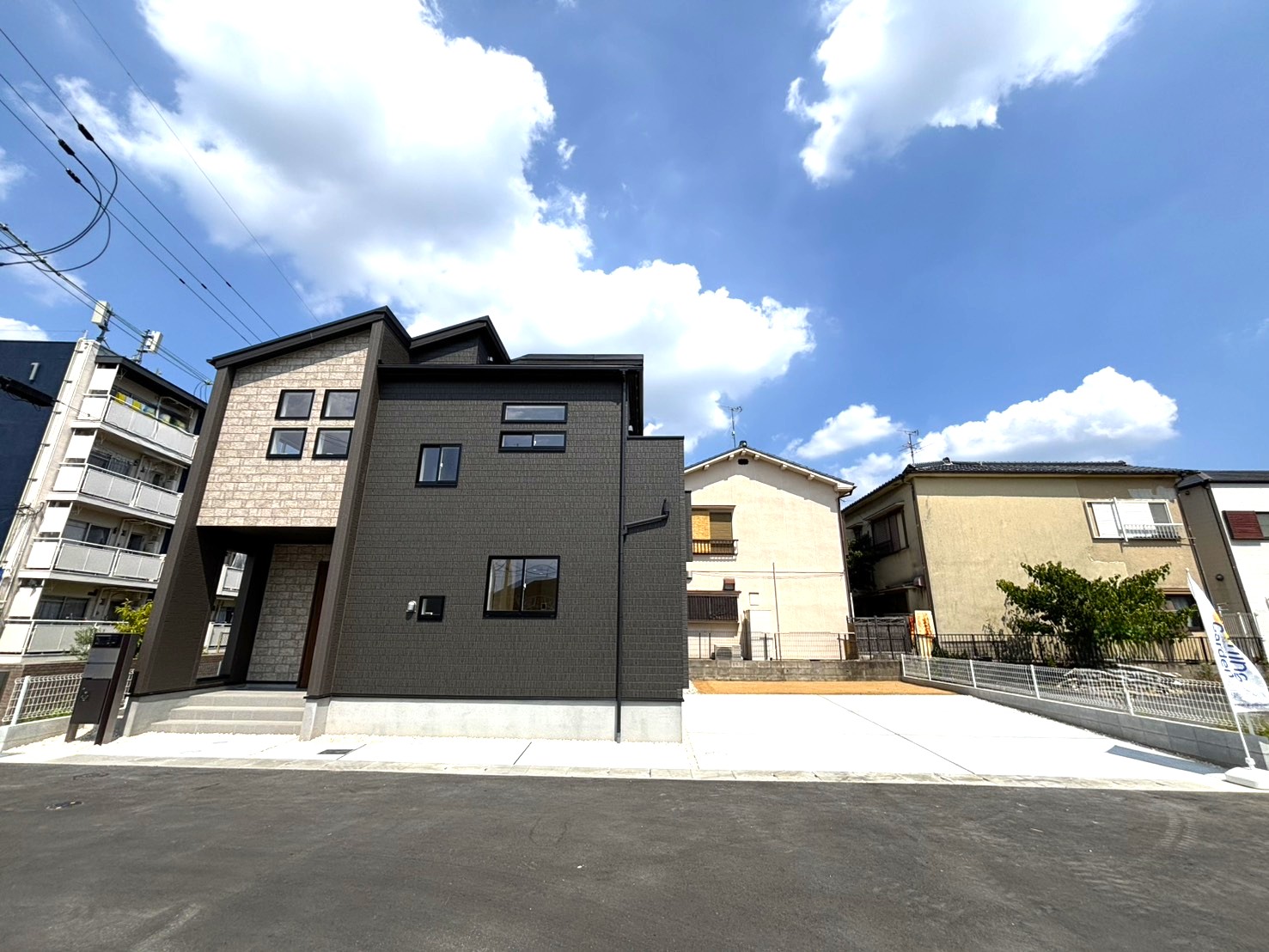 【大和高田市曽大根2丁目　新築一戸建て　限定1区画！】外観写真